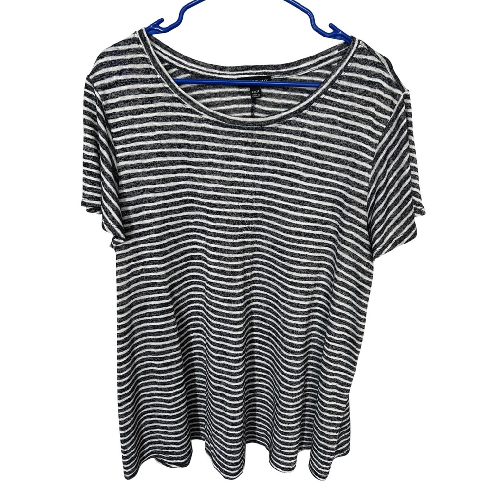 Lane Bryant Black and White Striped Short Sleeved Sweater Women's‎ Size 22/24